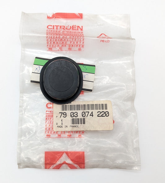 Citroen AX Blanking Plug/ Body Plug, 79 03 074 220, 7903074220