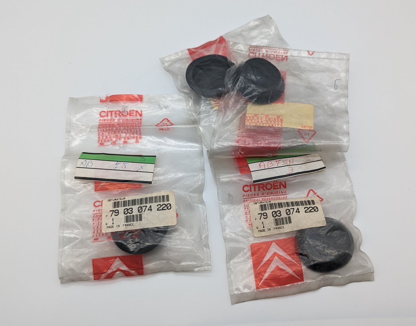 Citroen AX Blanking Plug/ Body Plug, 79 03 074 220, 7903074220
