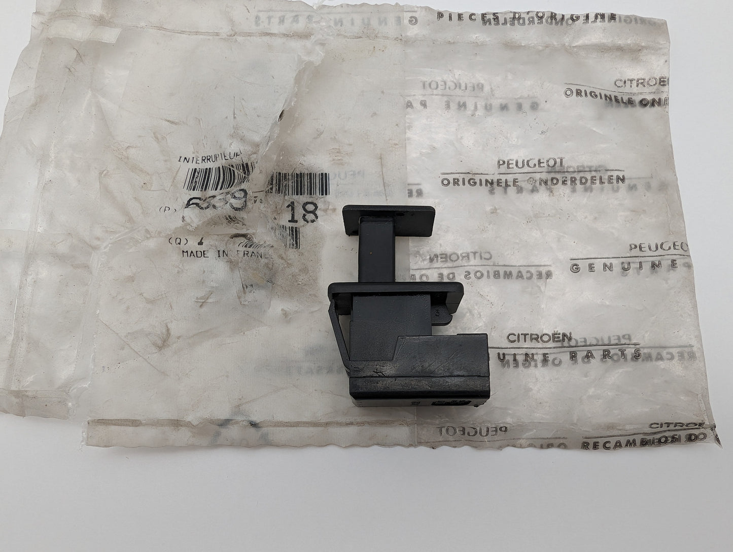 Citroen AX glove box light switch 633918