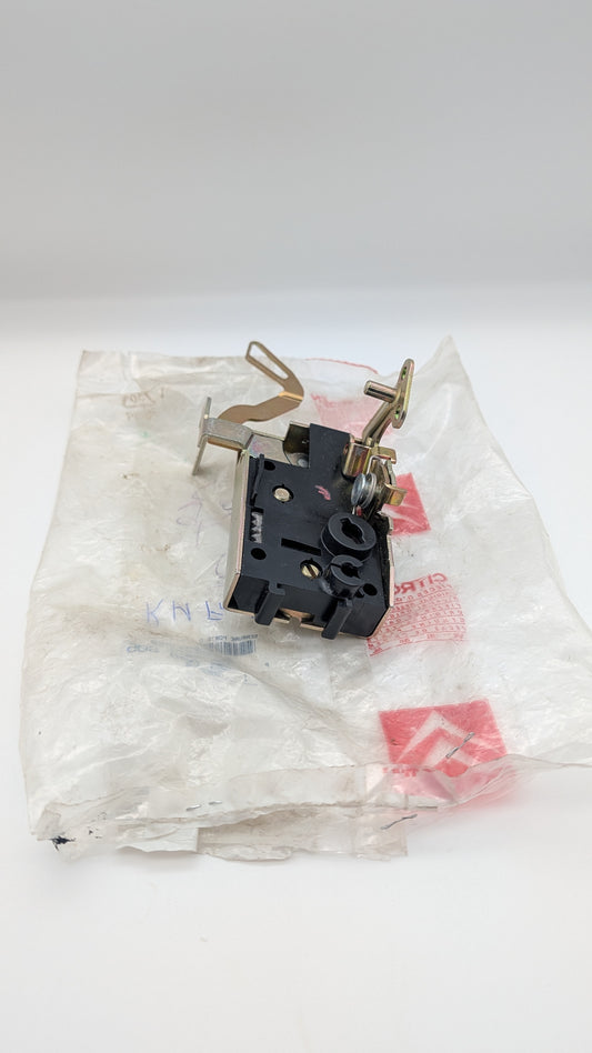 Citroen AX Right Side Door Catch Lock, 96 038 805, 96038805