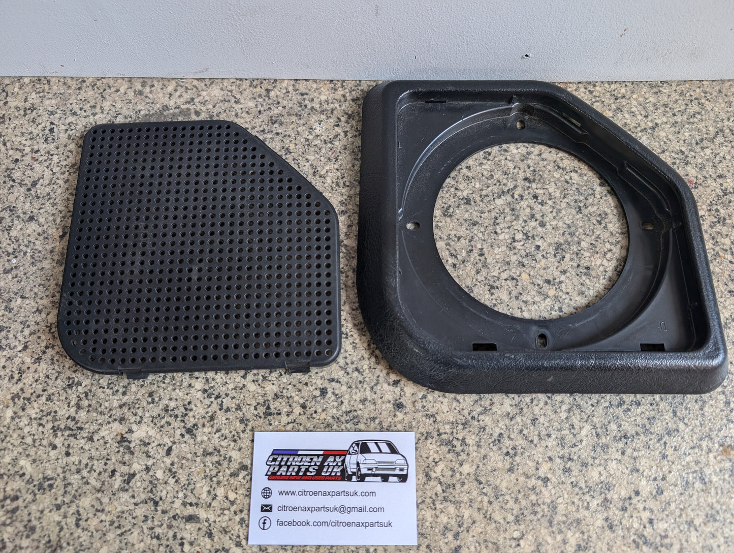 Citroen AX 1.1 Right Side Speaker Grill / Cover 9608191777