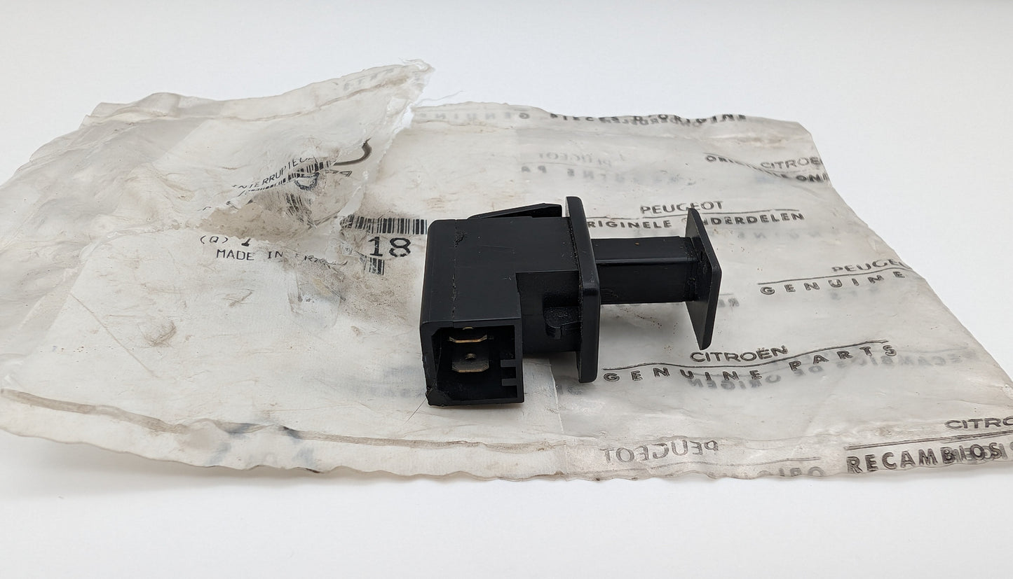 Citroen AX glove box light switch 633918