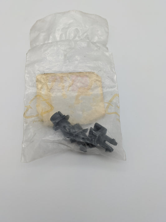 Citroen AX Headlight Clips , 95598511