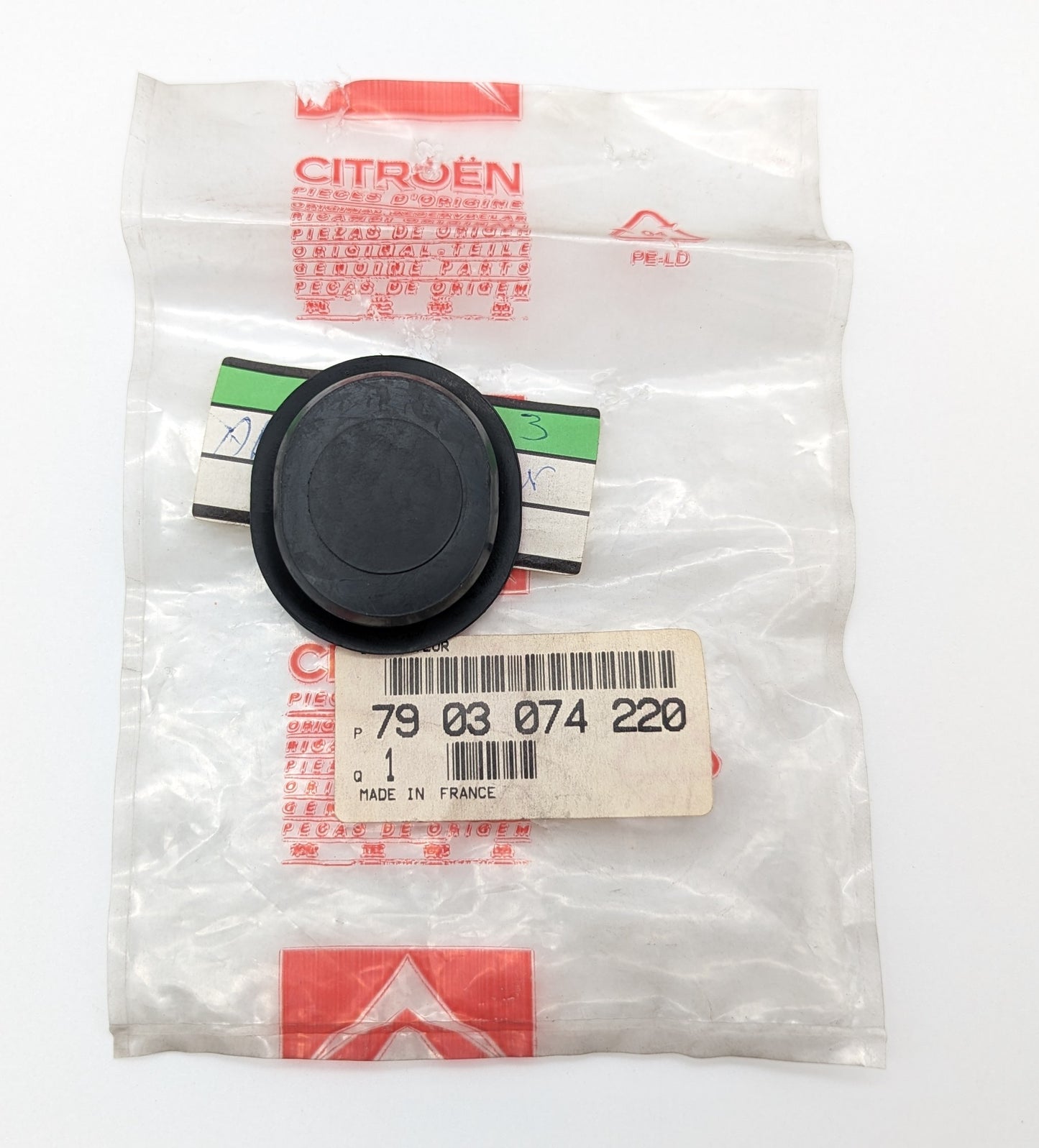 Citroen AX Blanking Plug/ Body Plug, 79 03 074 220, 7903074220