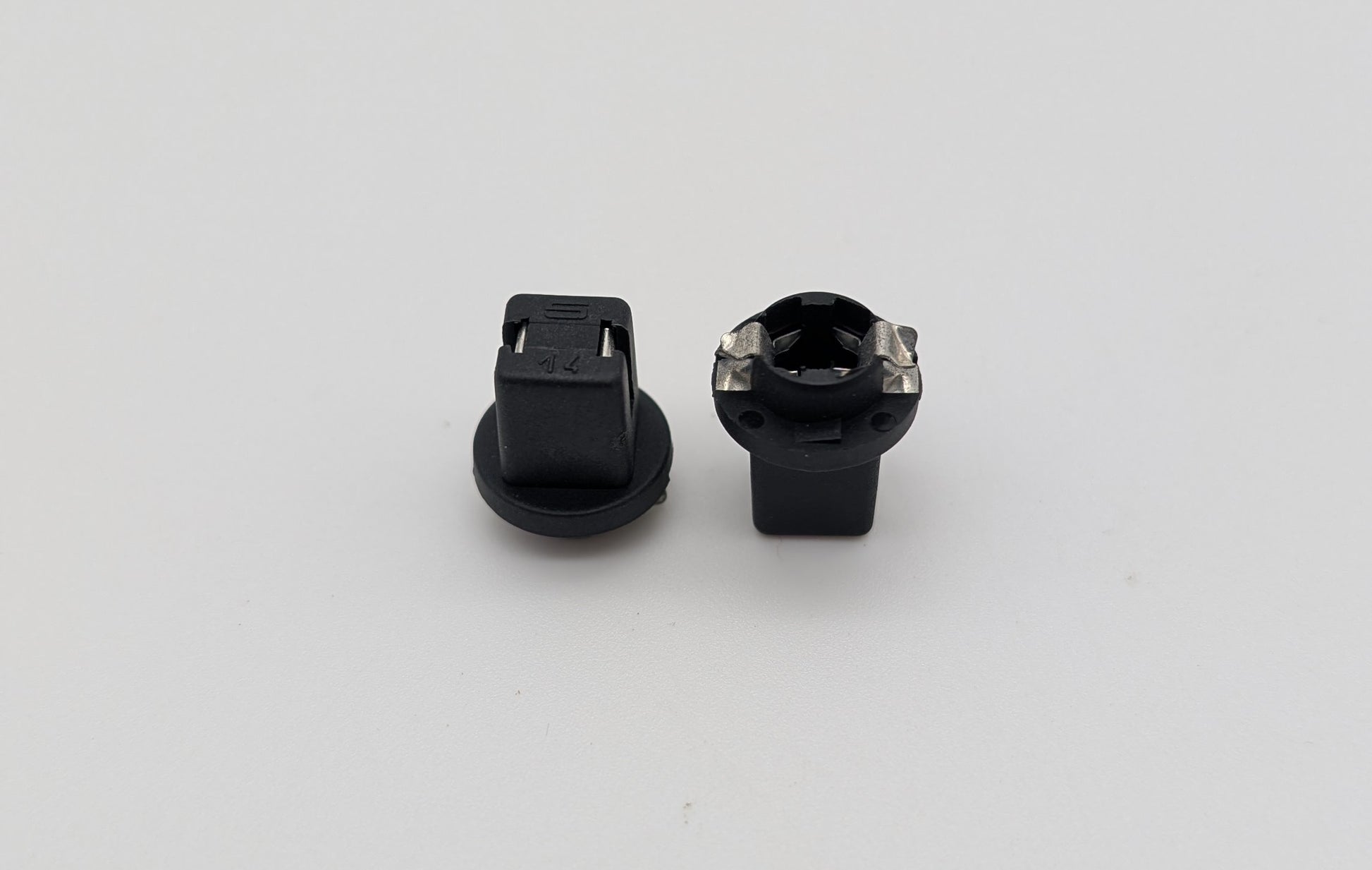 Citroen AX Cluster Bulb Holder, 75467140