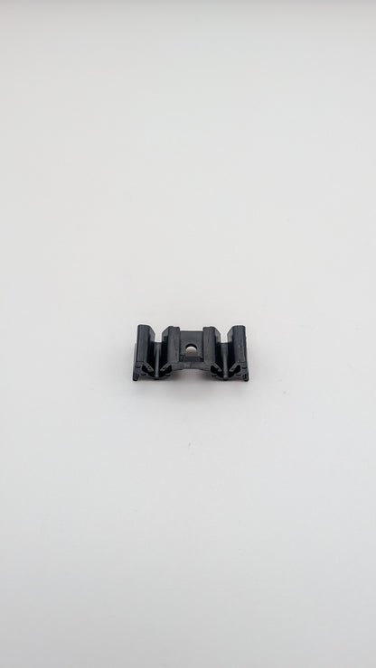 Citroen AX Hog Ring Clip, 6992T8