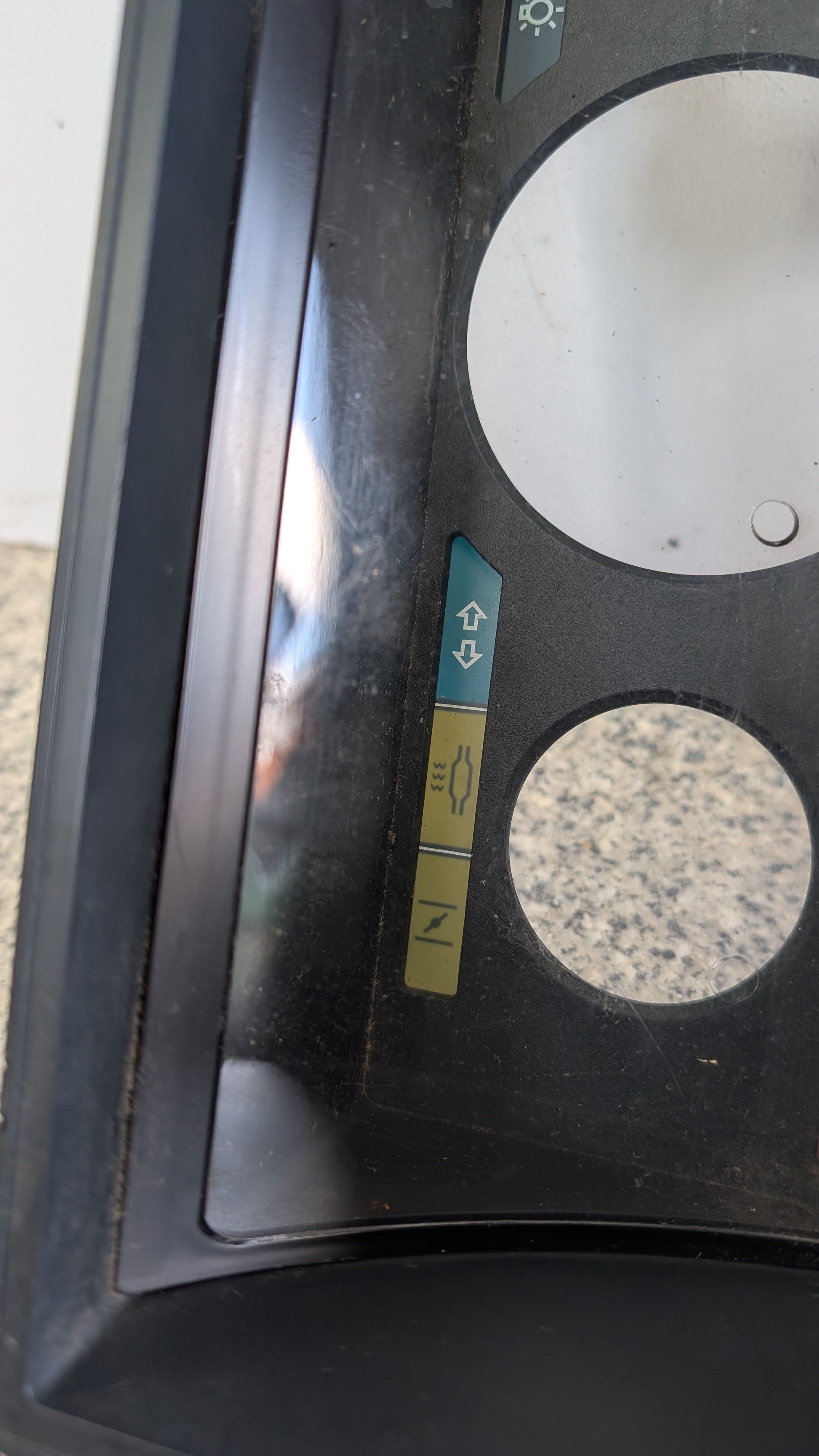 citroen AX mk1 cluster surround