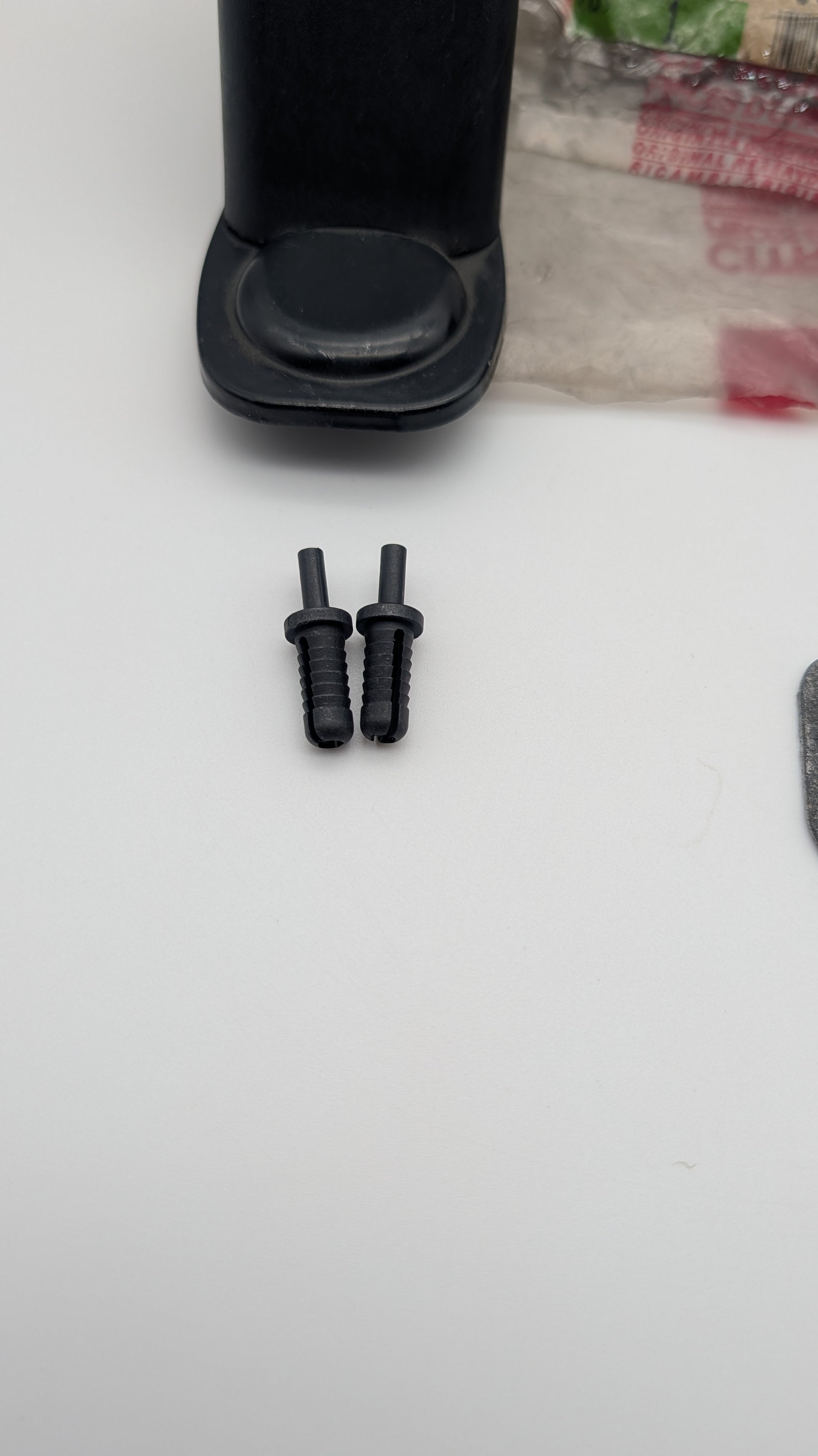 Citroen AX GT, GTi, Sport Rear Spoiler Bracket Set. 95636425, 95638627, 96995439, 874255