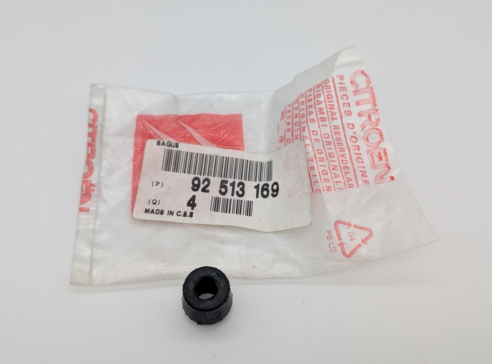 Citroen AX Washer Jet Bung/ Grommet, 92 513 169, 92513169