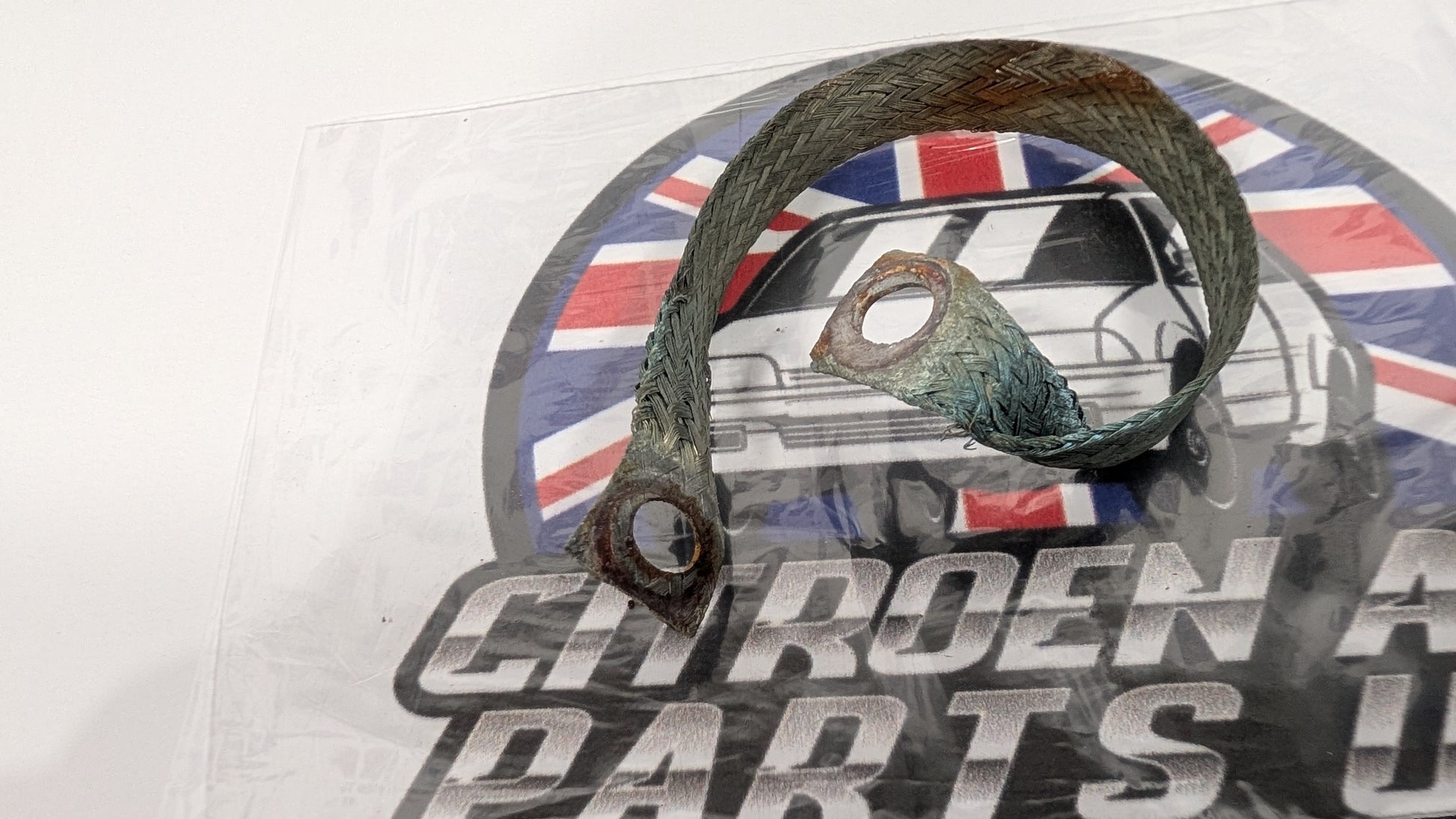 Citroen AX Bonnet Hinge Earth/ Static Strap 