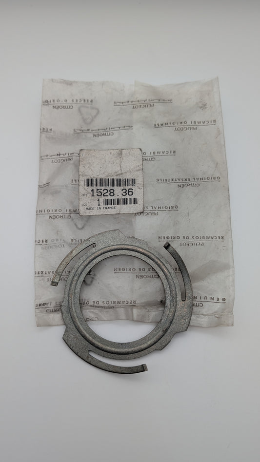 Citroen AX Fuel Pump Retainer Washer,  1528.36