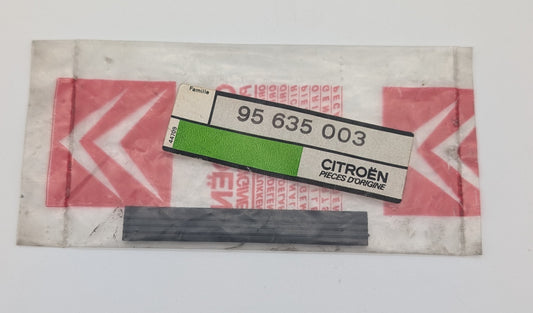 Citroen AX Plastic Glass Shutter Clip, Plug Tow Ball , 95 635 003
