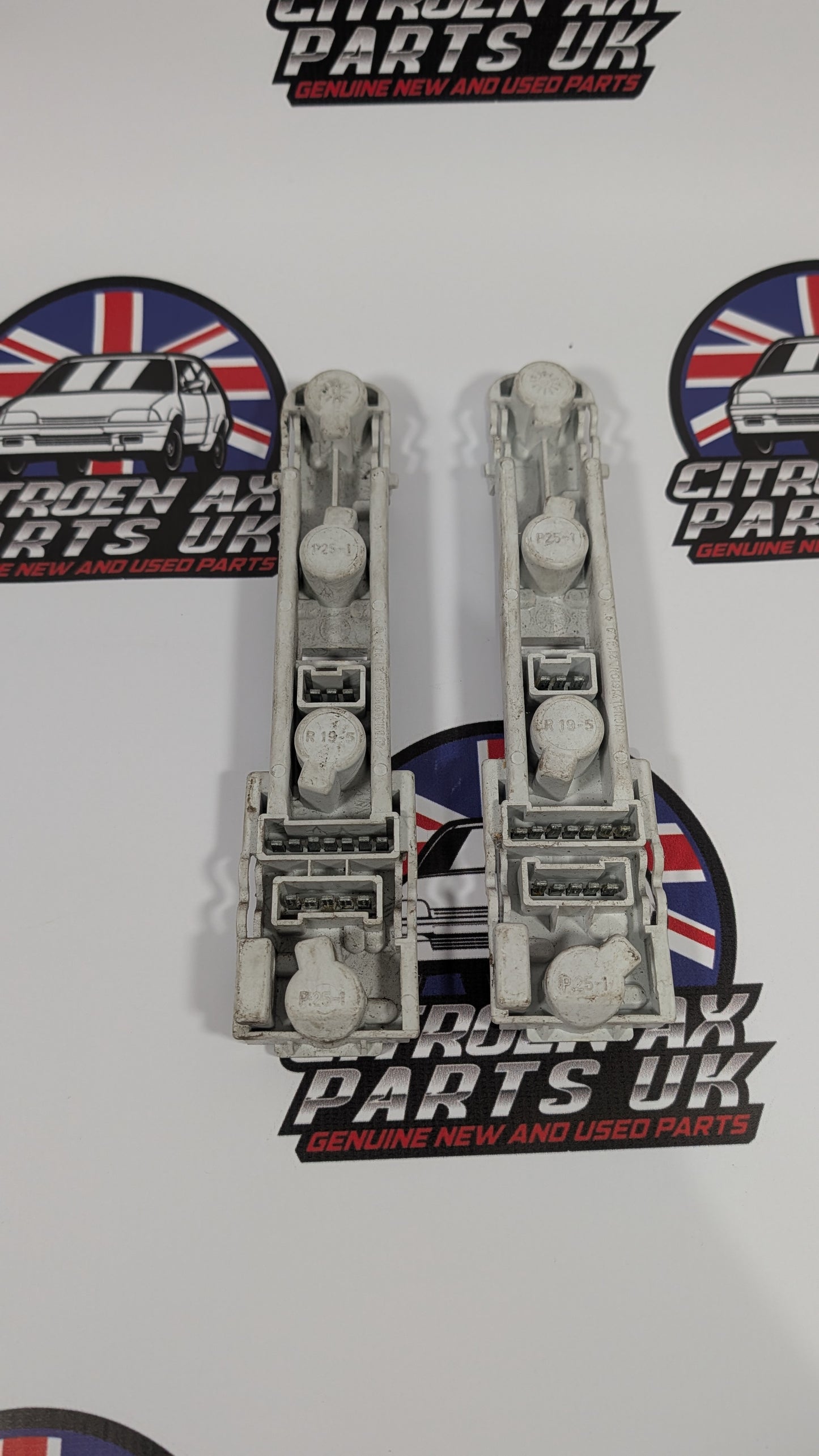 Citroen AX Rear Brake Light Bulb Holders