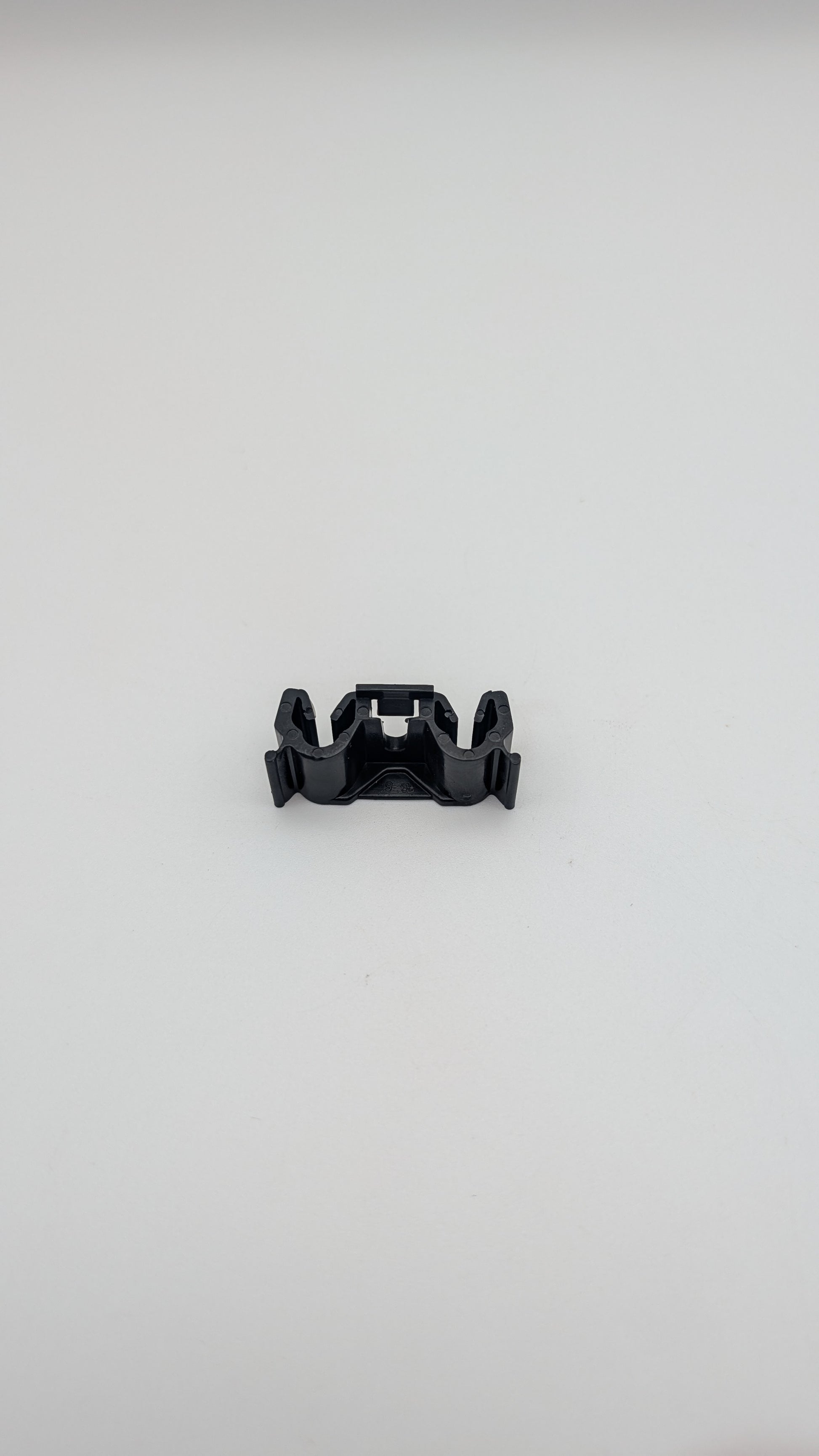 Citroen AX Hog Ring Clip, 6992T8