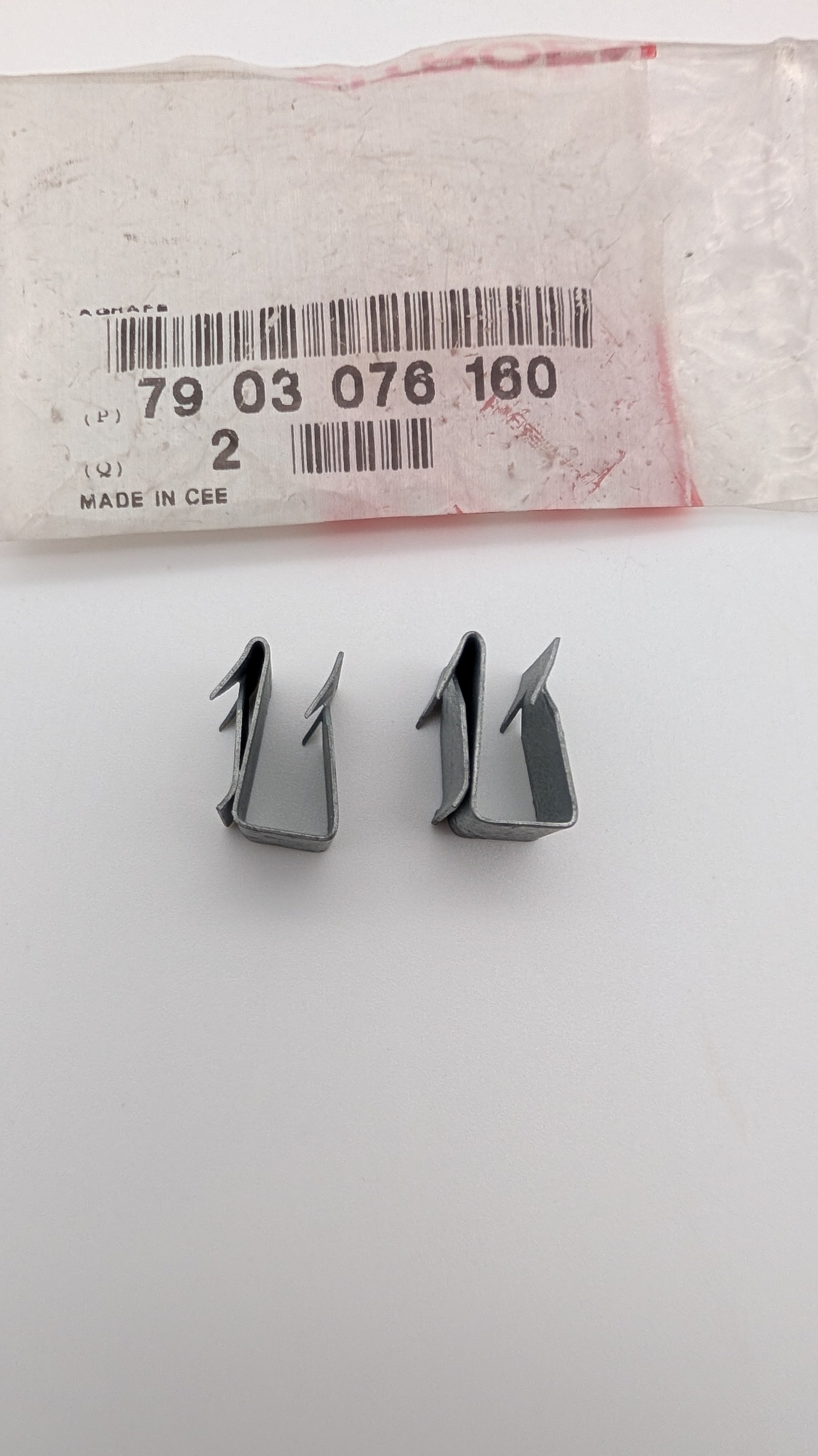 Citroen AX Bonnet Hog Ring Clips, 79 03 076 160, 7903076