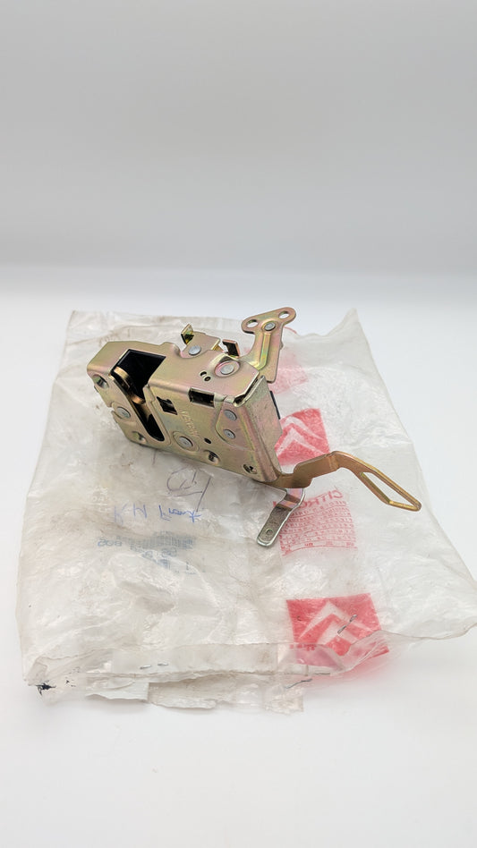 Citroen AX Right Side Door Catch Lock, 96 038 805, 96038805