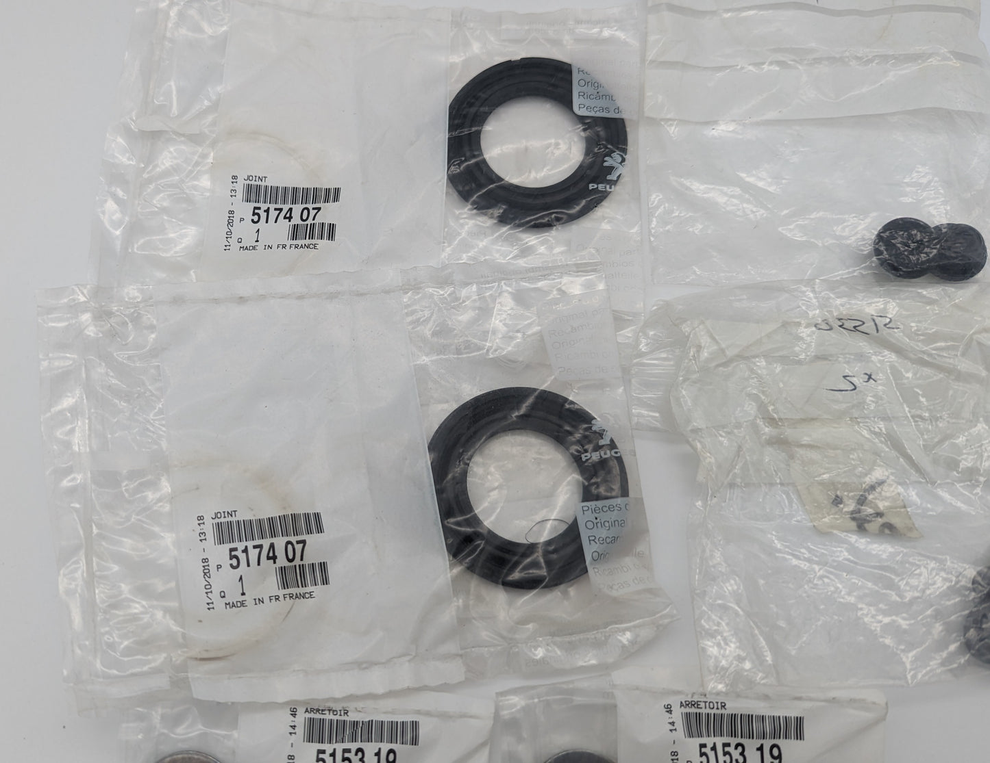 Genuine Citroen AX/106/ GTI Torsion Bar Seal Kit